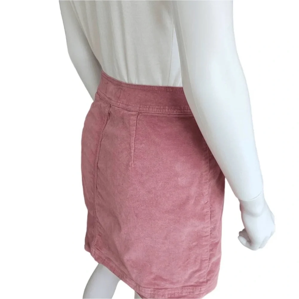 Madewell Dusty Pink Velveteen Mini w/ Front Zippers